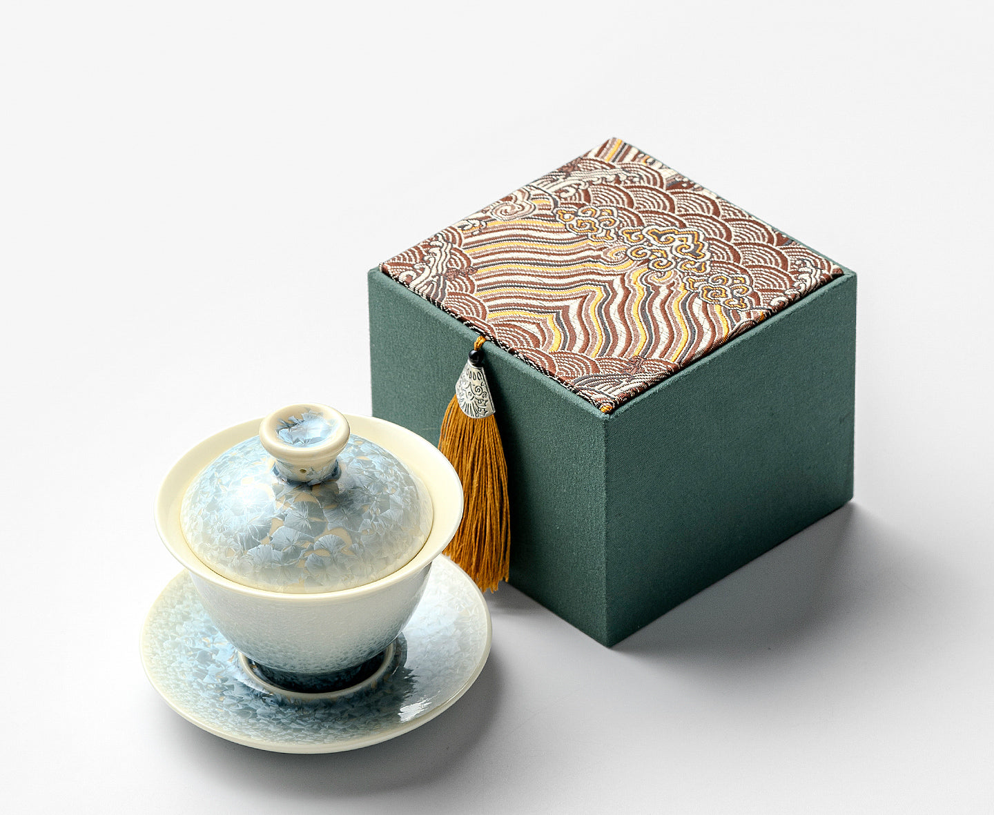 KilnDao 'Smoke Blue' Series Crystalline Glaze Master Cup | Icy Flower Pattern | Dehua Porcelain