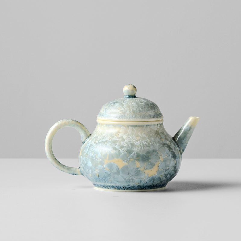 KilnDao 'Smoke Blue' Series Crystalline Glaze Master Cup | Icy Flower Pattern | Dehua Porcelain